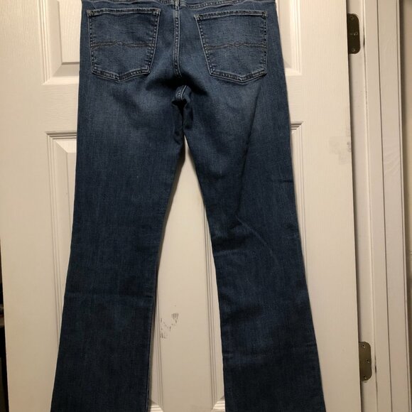 Lucky brand women's blue jeans  size: 10/30 - Picture 2 of 8